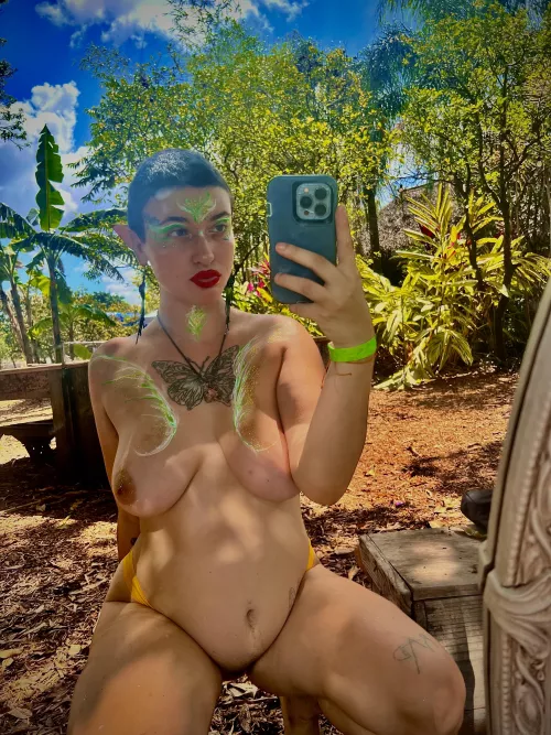 happy lil elf mama to be