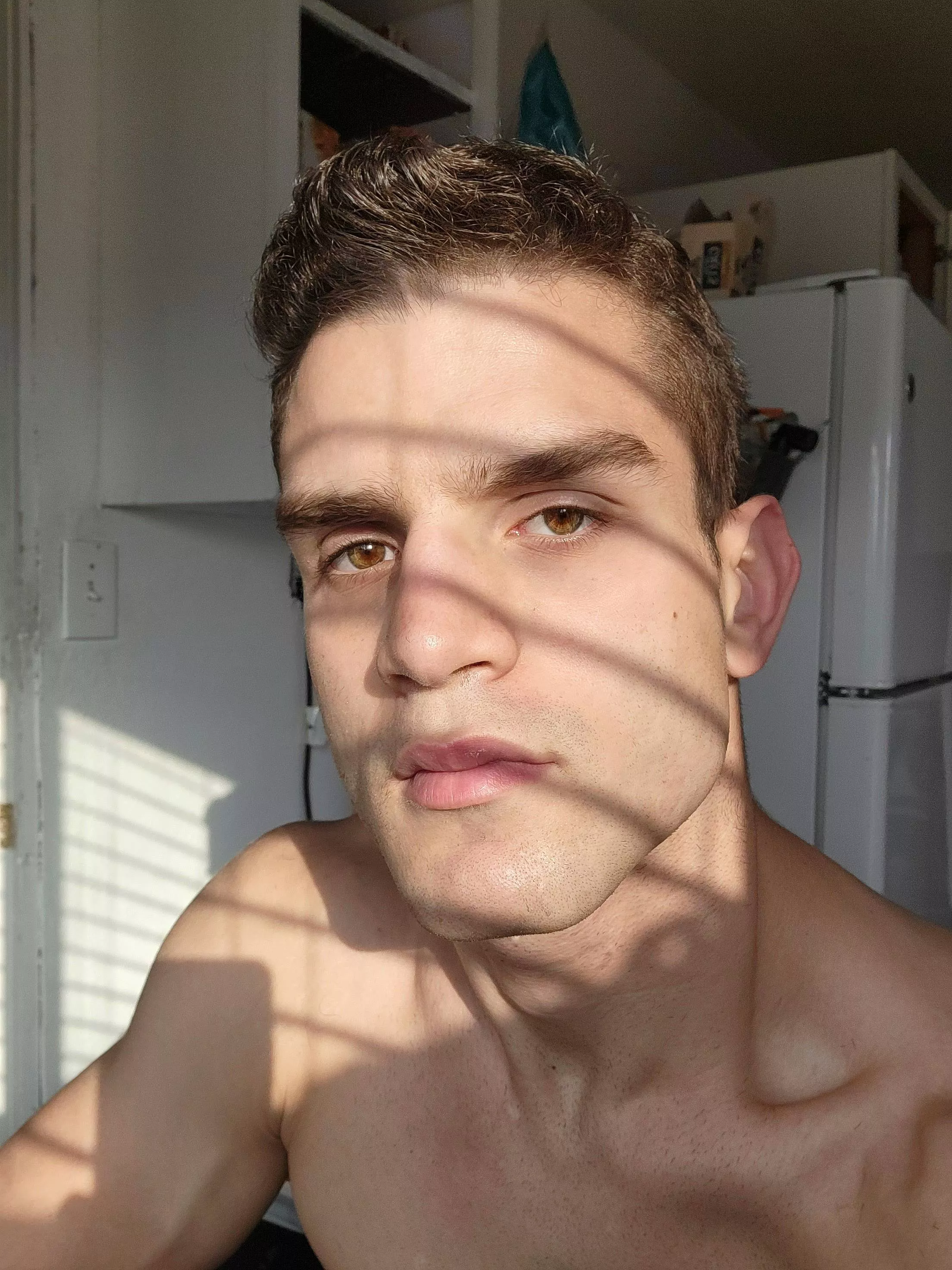 Happy Saturday, bros! Yesterday I tried taking a golden hour shot by the window. Happy Saturday, bros! Yesterday I tried taking a golden hour shot by the window.