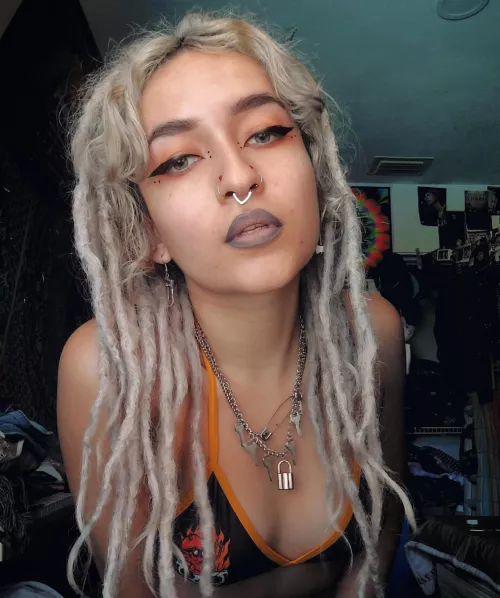 Happy Sunday beautiful babes! 😉