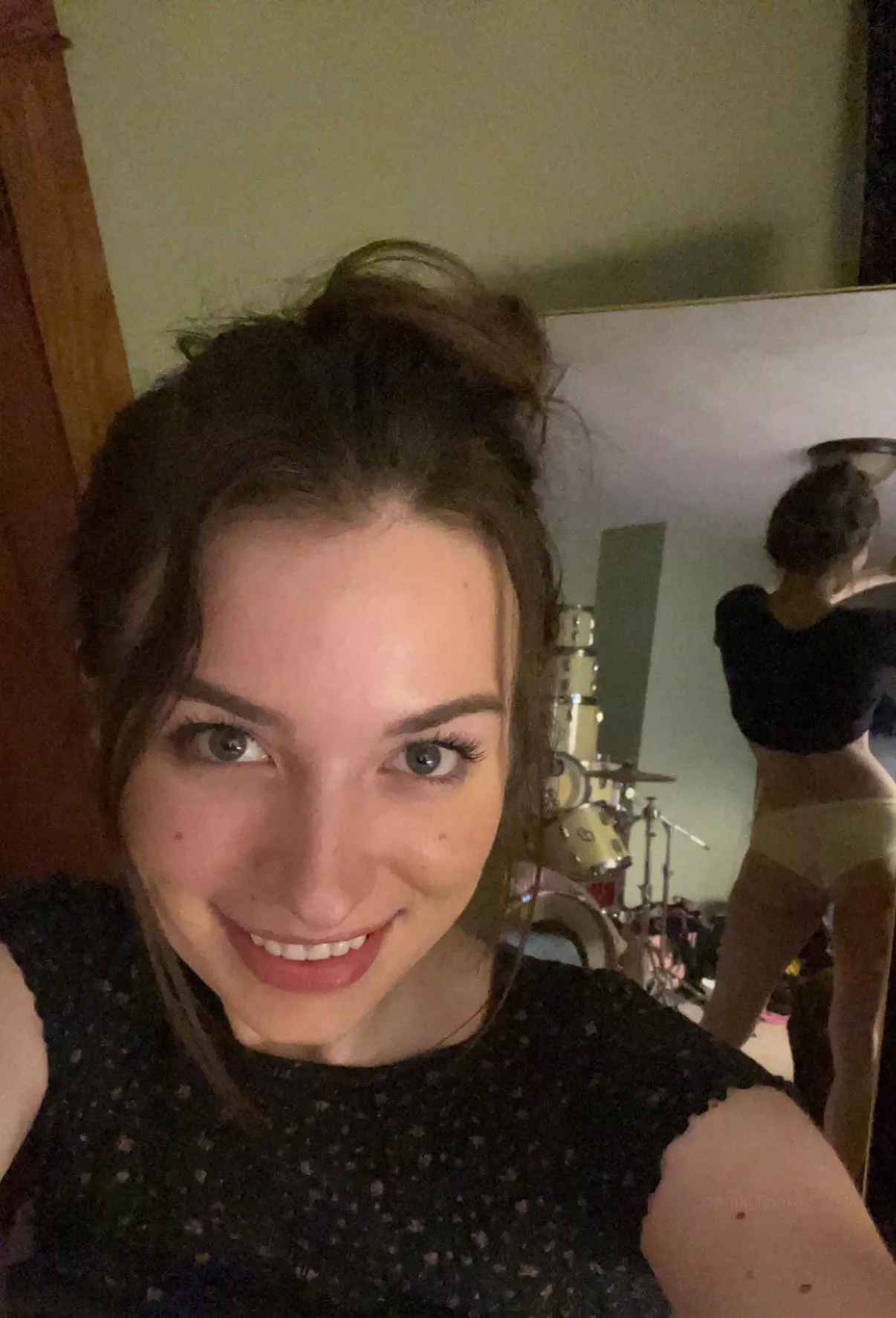 Happy tushy Tuesday ⭐️ [f]