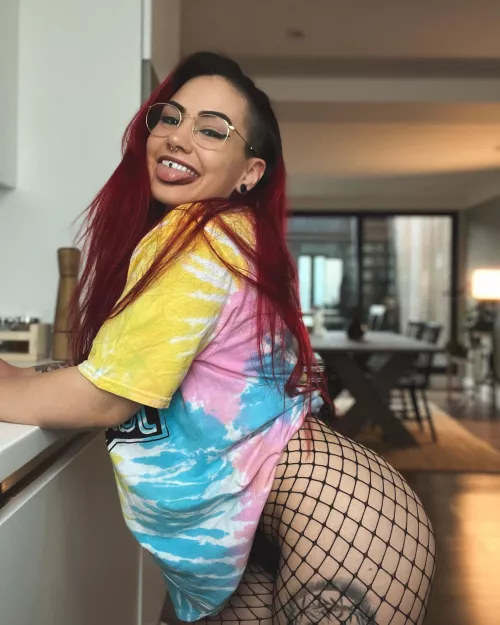 Happy weekend you sexy peeps!