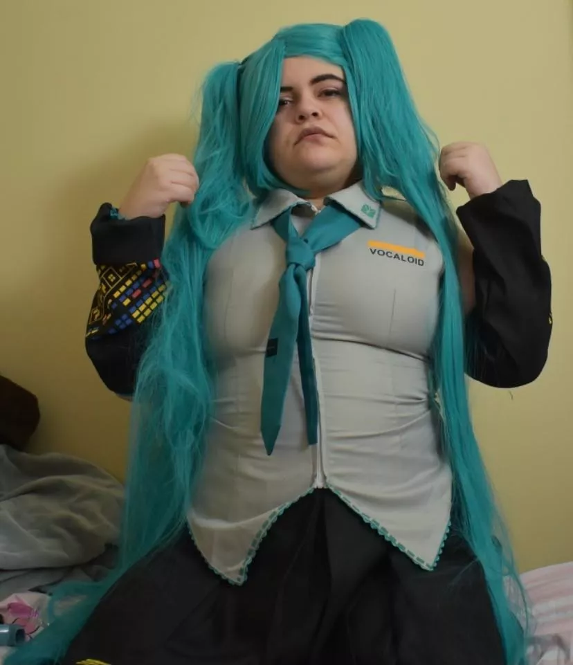 Hatsune Miku :3 Hatsune Miku :3