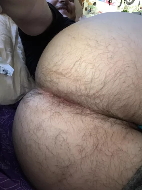 Haven’t been feeling too sexy lately but my butts kinda nice