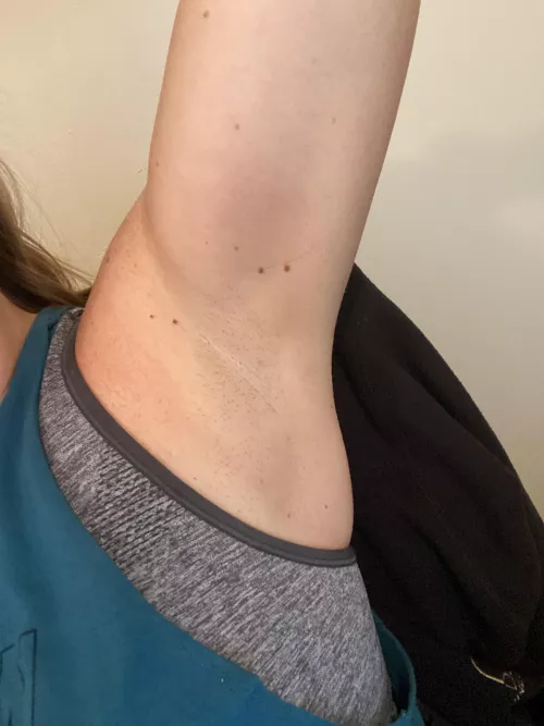 Haven’t showered in days🤤 my own scent is making my pussy ache! Do I belong here?