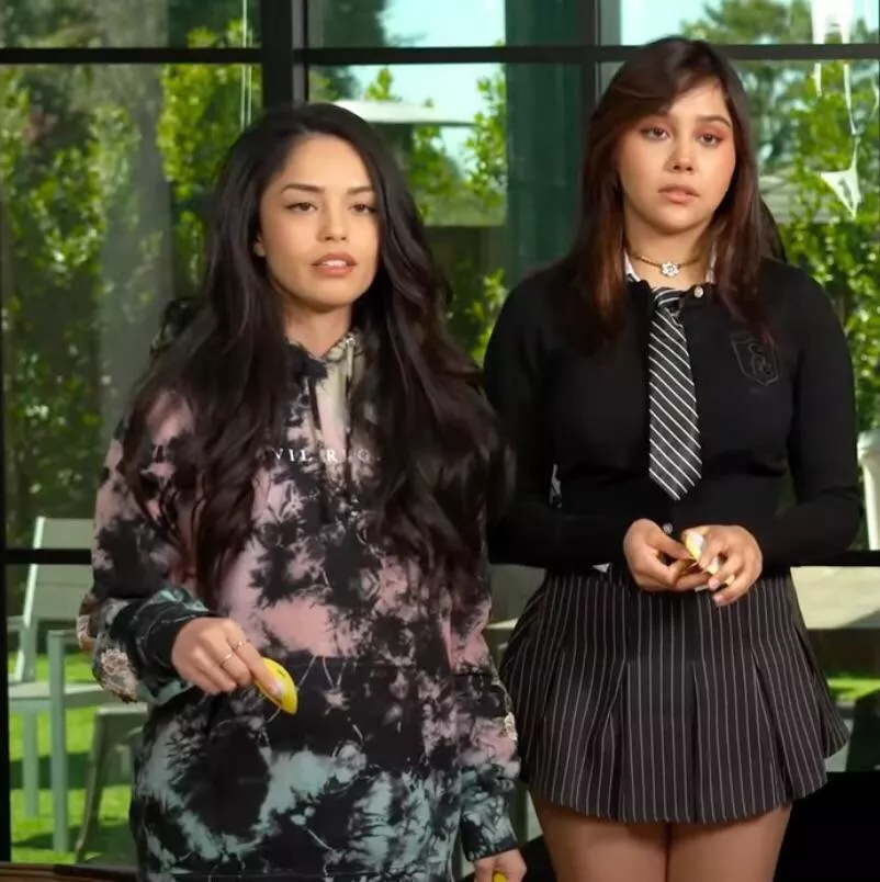 Having Valkyrae and Neekolul together in a threesome would be a dream come true Having Valkyrae and Neekolul together in a threesome would be a dream come true