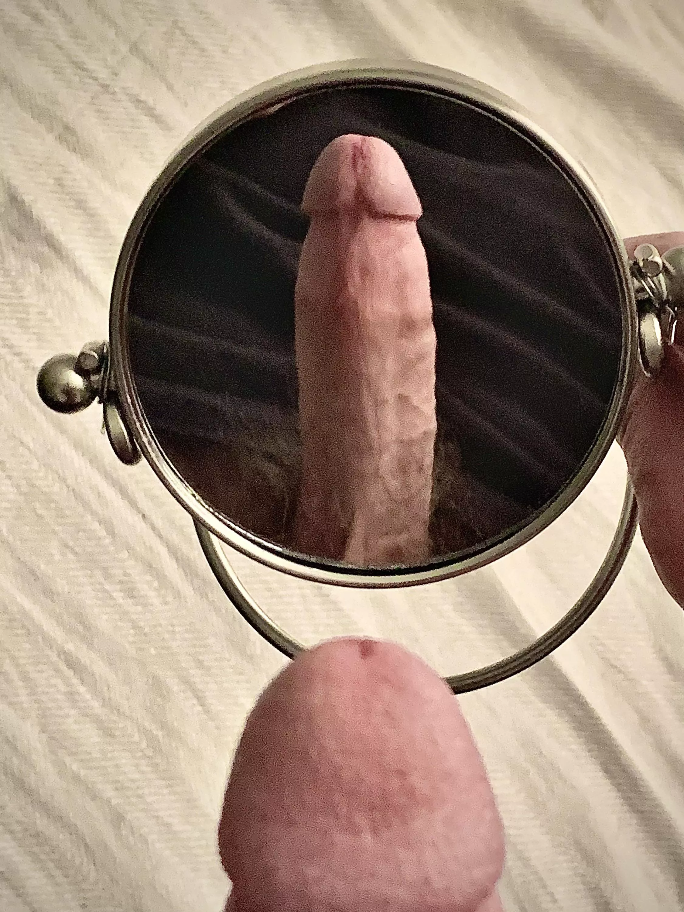 He has an interview and is hyping himself up 📊📈