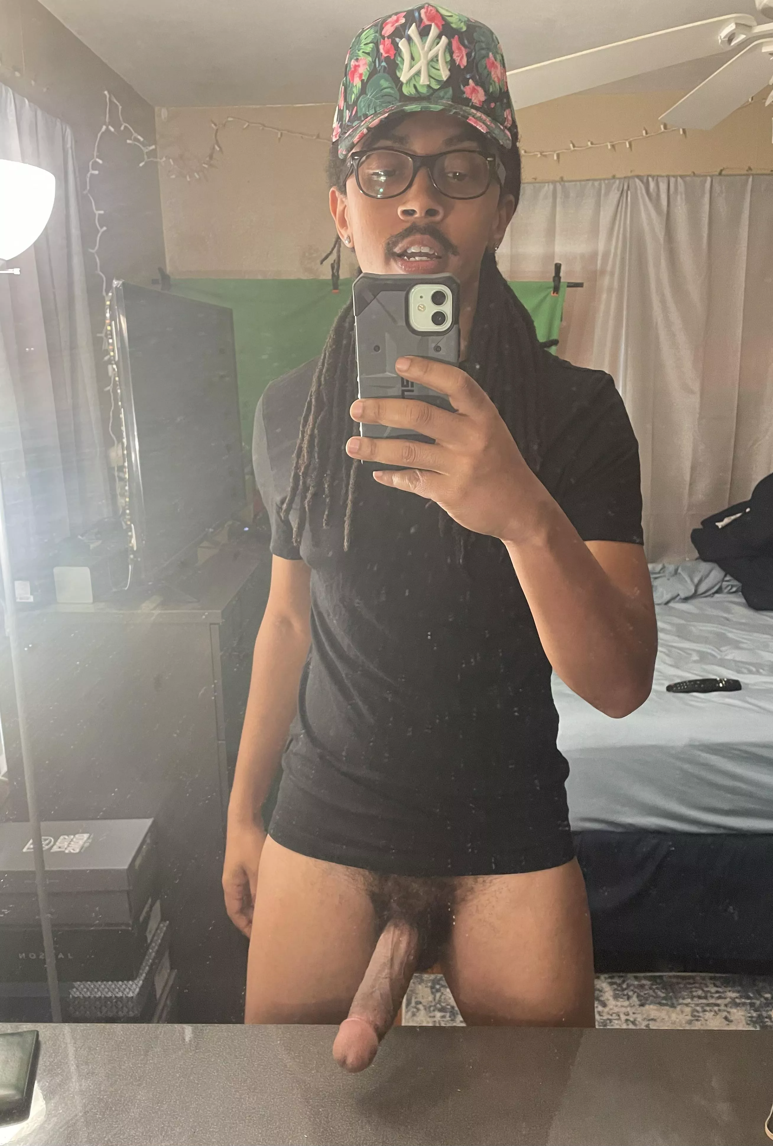 He wanted to say hello☺️👋🏽