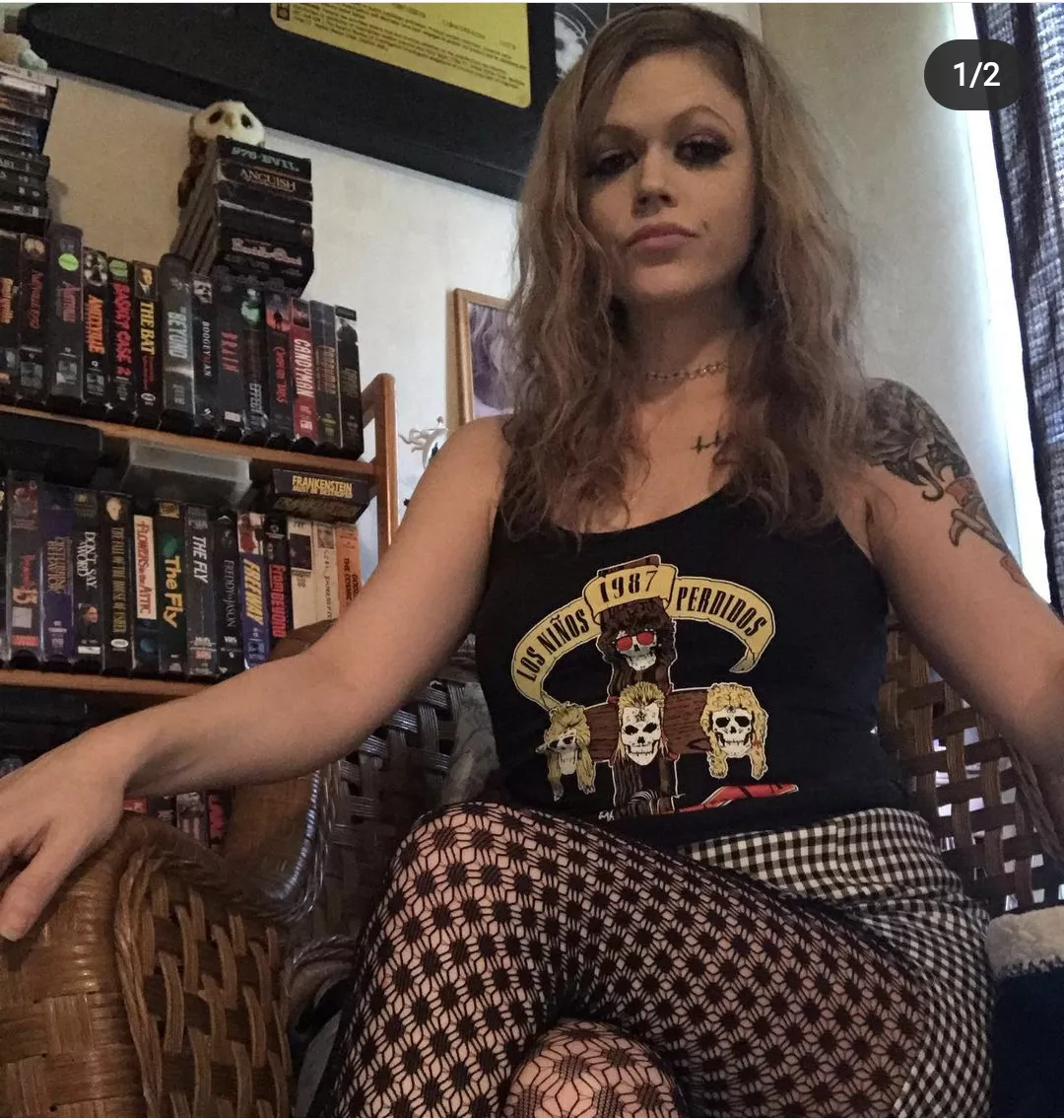 Heather (@heather_loves_horror) [Instagram]