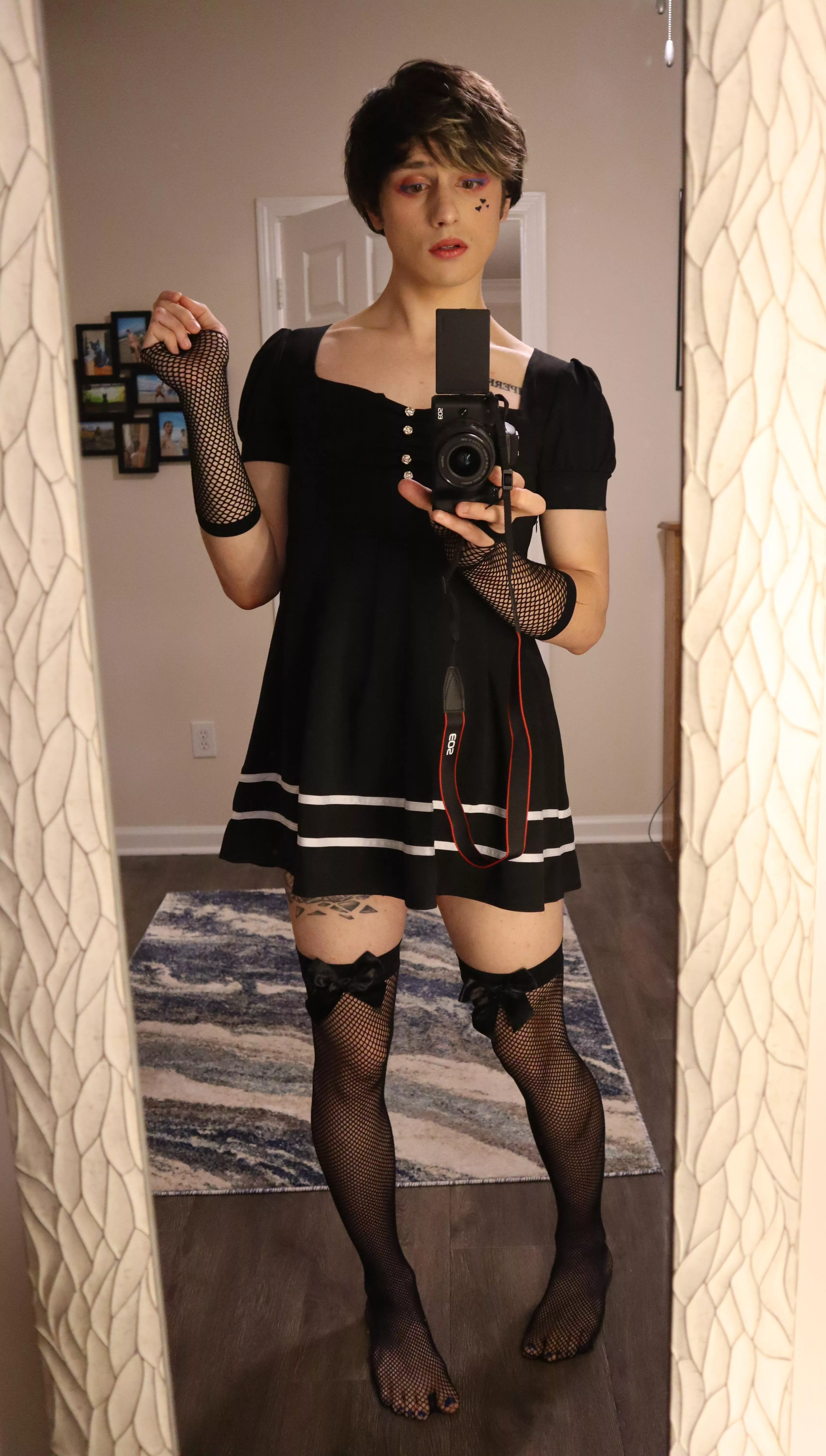 Hello, femboys and femboy admirers. My name is Vera. Good to meet you 🖤