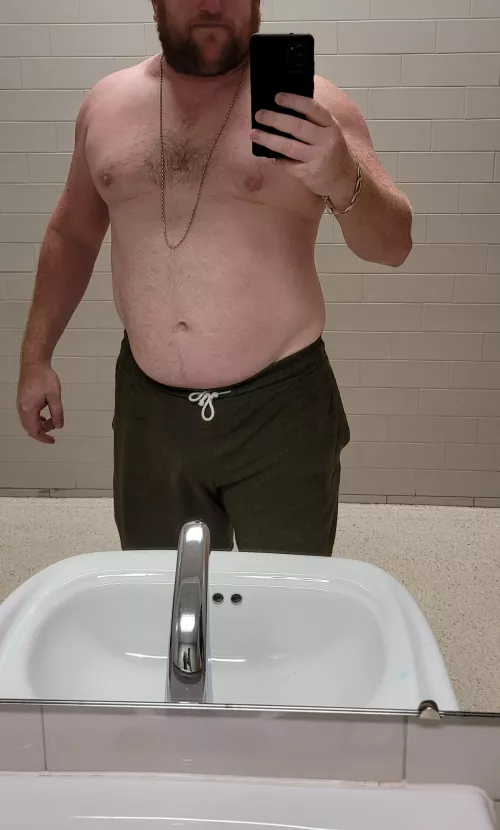 hello fro. the gym, how are the chubby-loving ladies? m4f