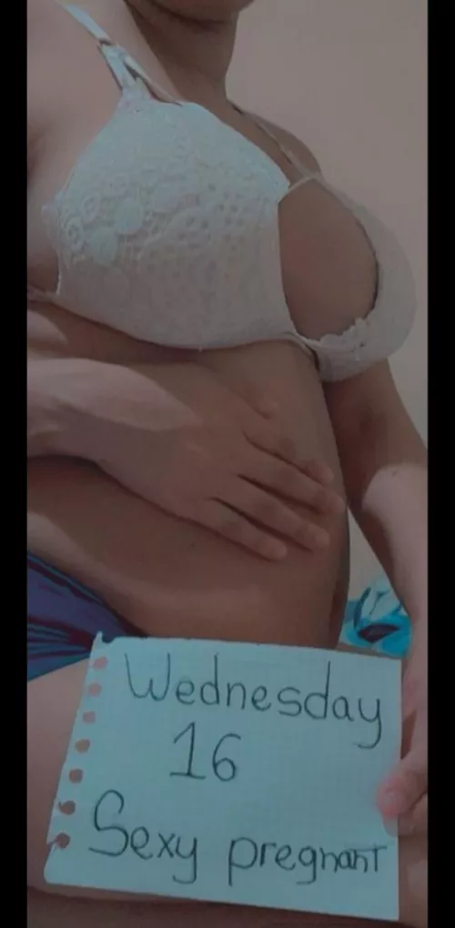 Hello prince I am a sexy pregnant latina looking for help $ and a father to me baby I am very naughty and hot my Snap:ale_s223 My kik:ales203 come don't be stingy 😈🔥😈💵🔥😈💵