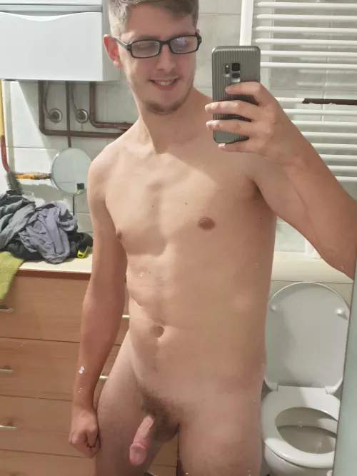 Hello to the 5 people who will see this :P