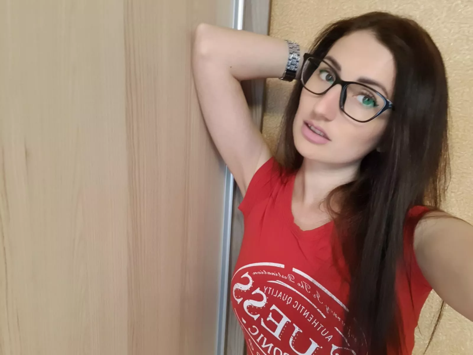 Hello 😊 Ukrainian girl here 🇺🇦❤️