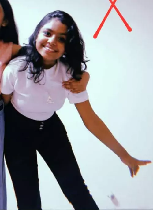 Her boobs trynna escape