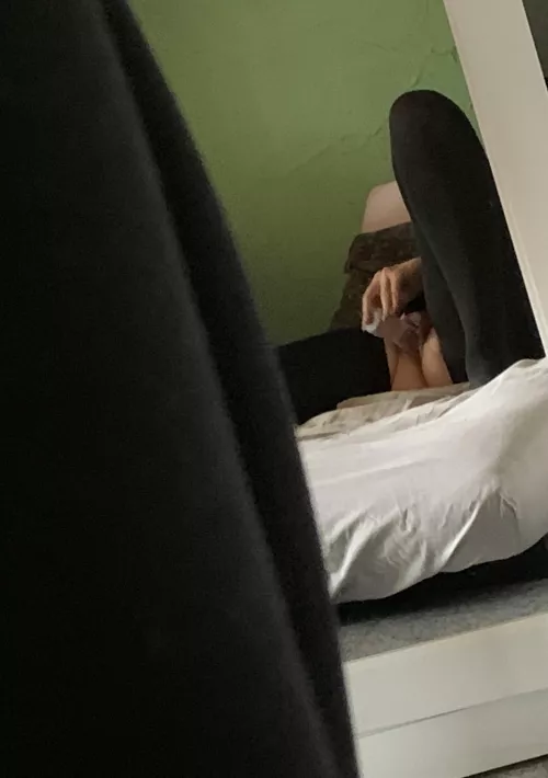 Heres a pic of me trying out my new bed 😈 what do you think?