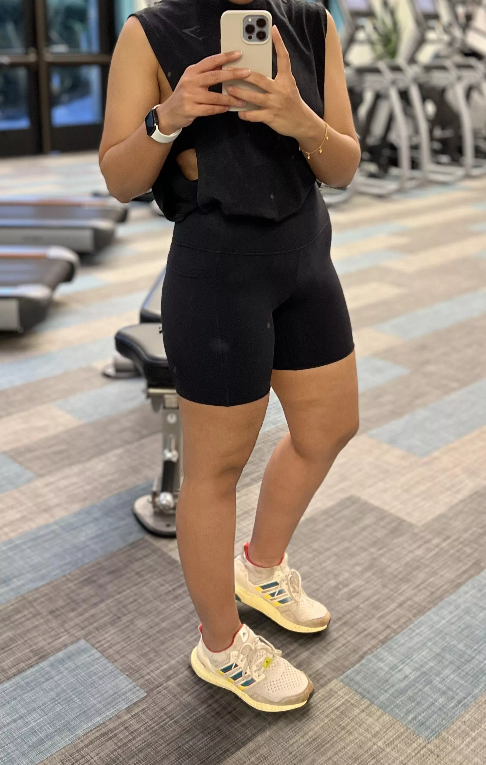 Here’s how I look and get my Fat % is 33 %? I’ve been training for the past 9 months. What am I doing wrong?