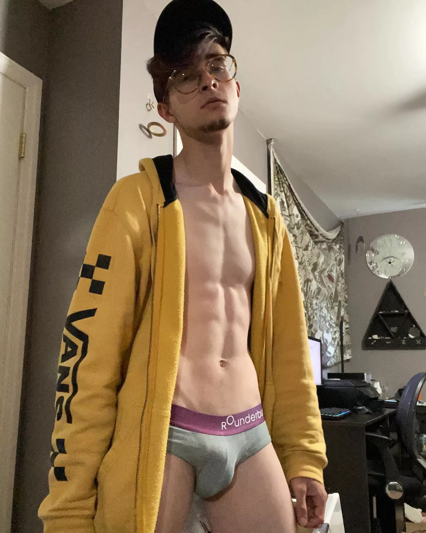 Hey bro , wanna play?