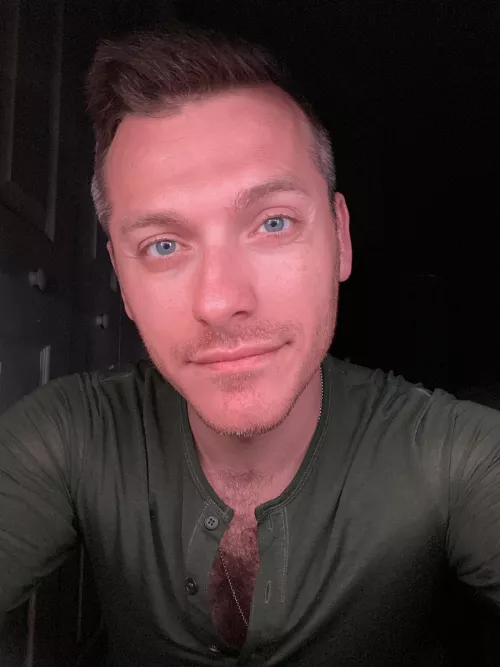 Hey everyone! Iβm a PS4 and switch gamer in Northwest Arkansas!