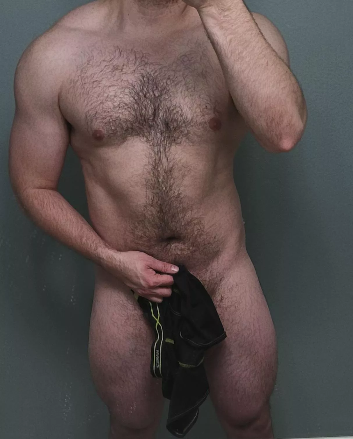 hey there, into anime and games :)