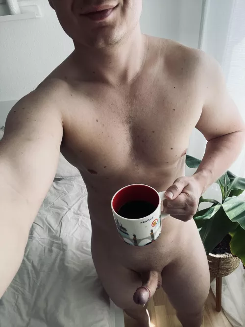 Hey there! Let’s have coffee in bed 😊