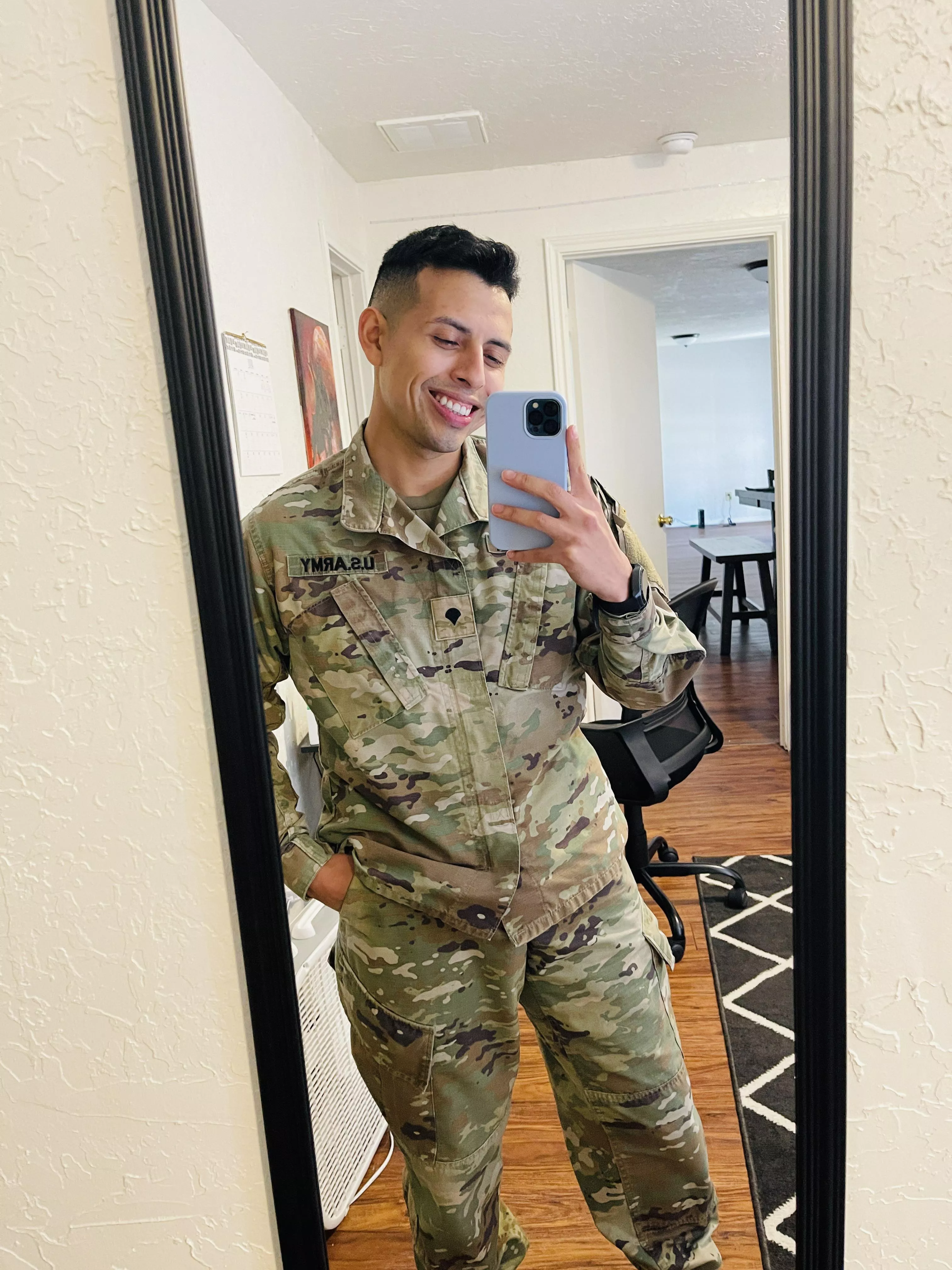 Hey what’s up 🤙? HMU