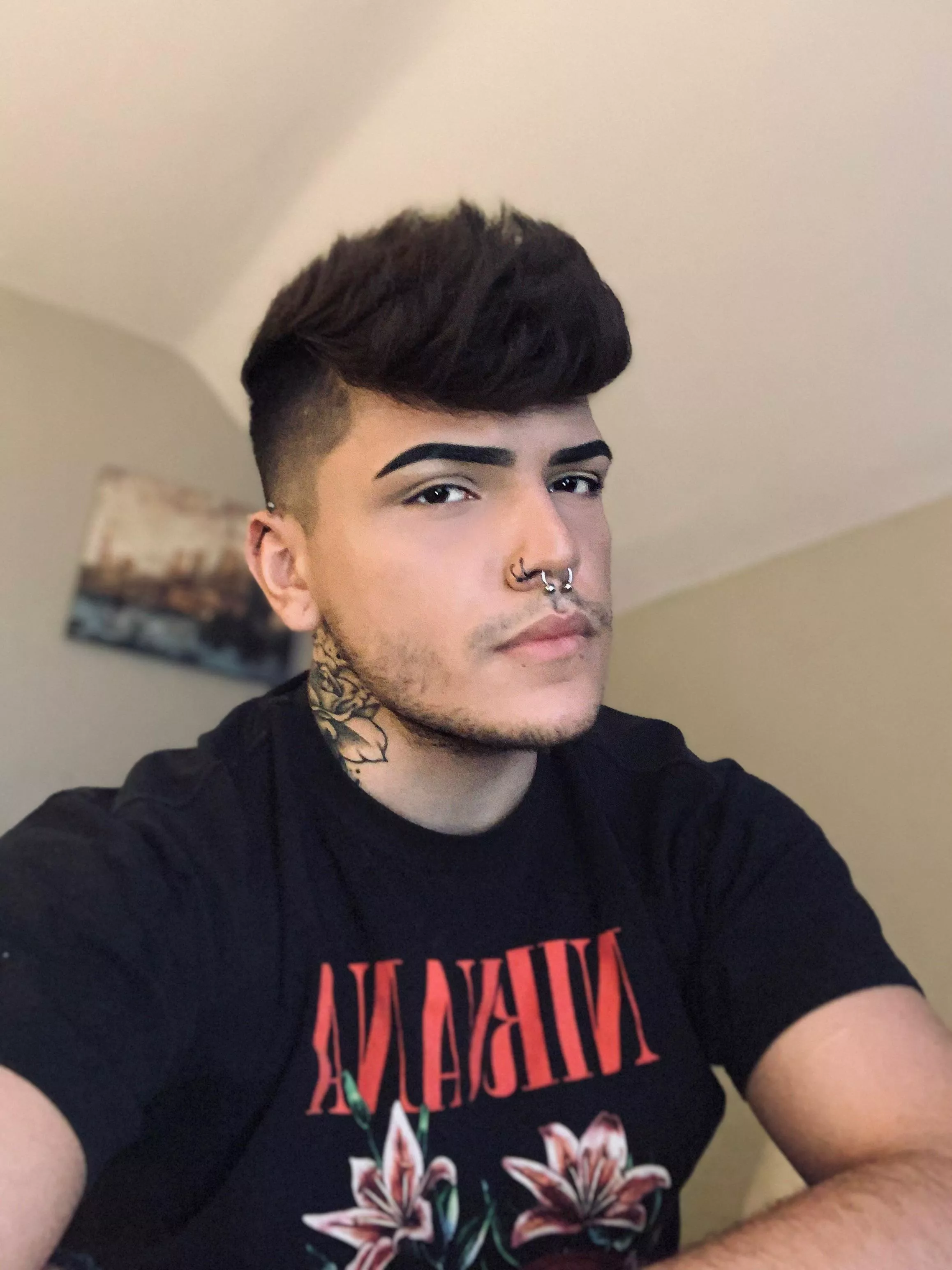 Heyoo! Play a bunch on Xbox. Looking for some fellow gamers π drop your handles or DM them! Heyoo! Play a bunch on Xbox. Looking for some fellow gamers π drop your handles or DM them!