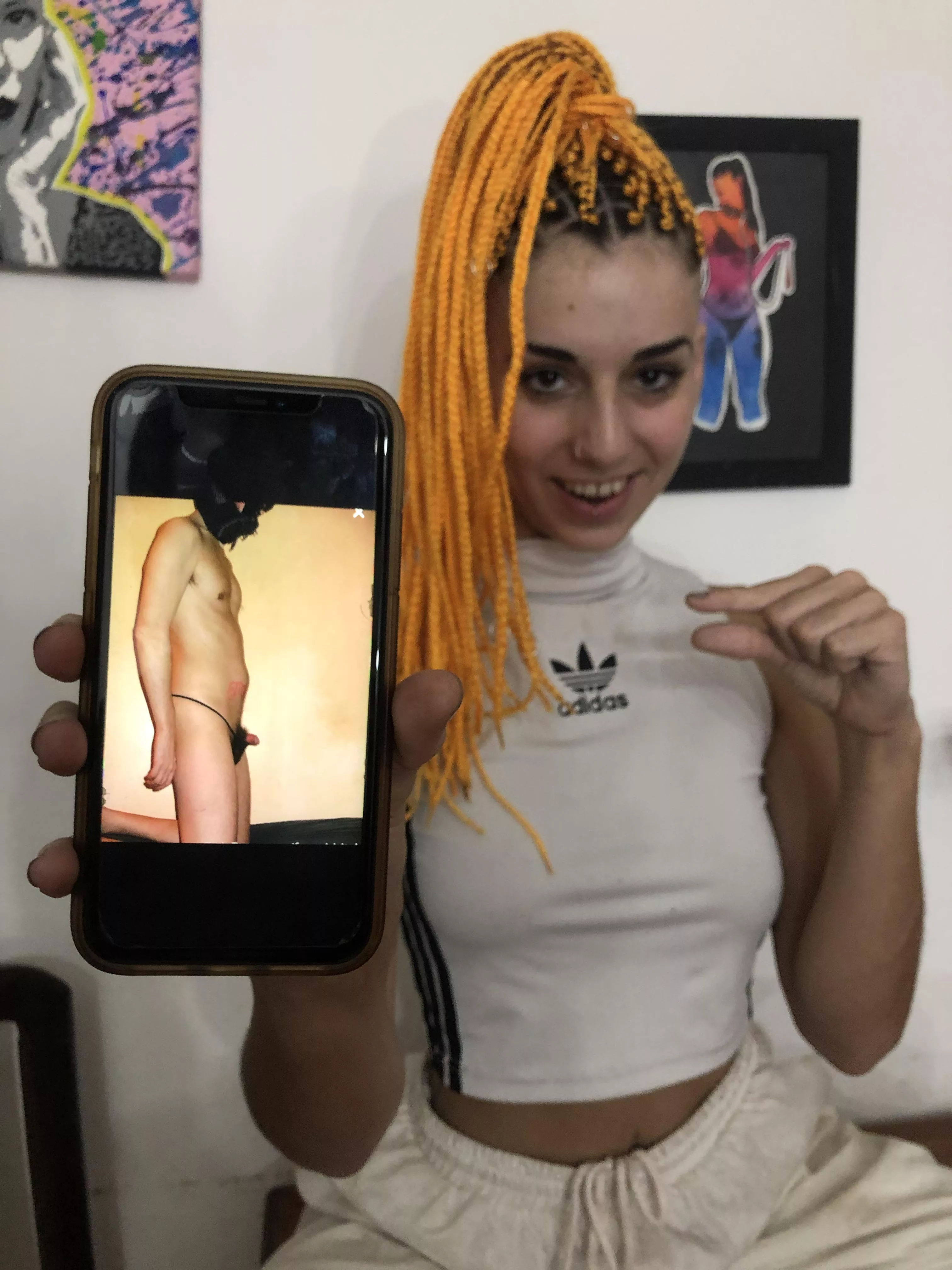 Hi clitty girlssss💄👠 i have a new sissy slave bitch doll to play with 😹 looks how pathetic she is!! U/sissyfrogboy i will have a lot of fun with u and your lil clitty🤏