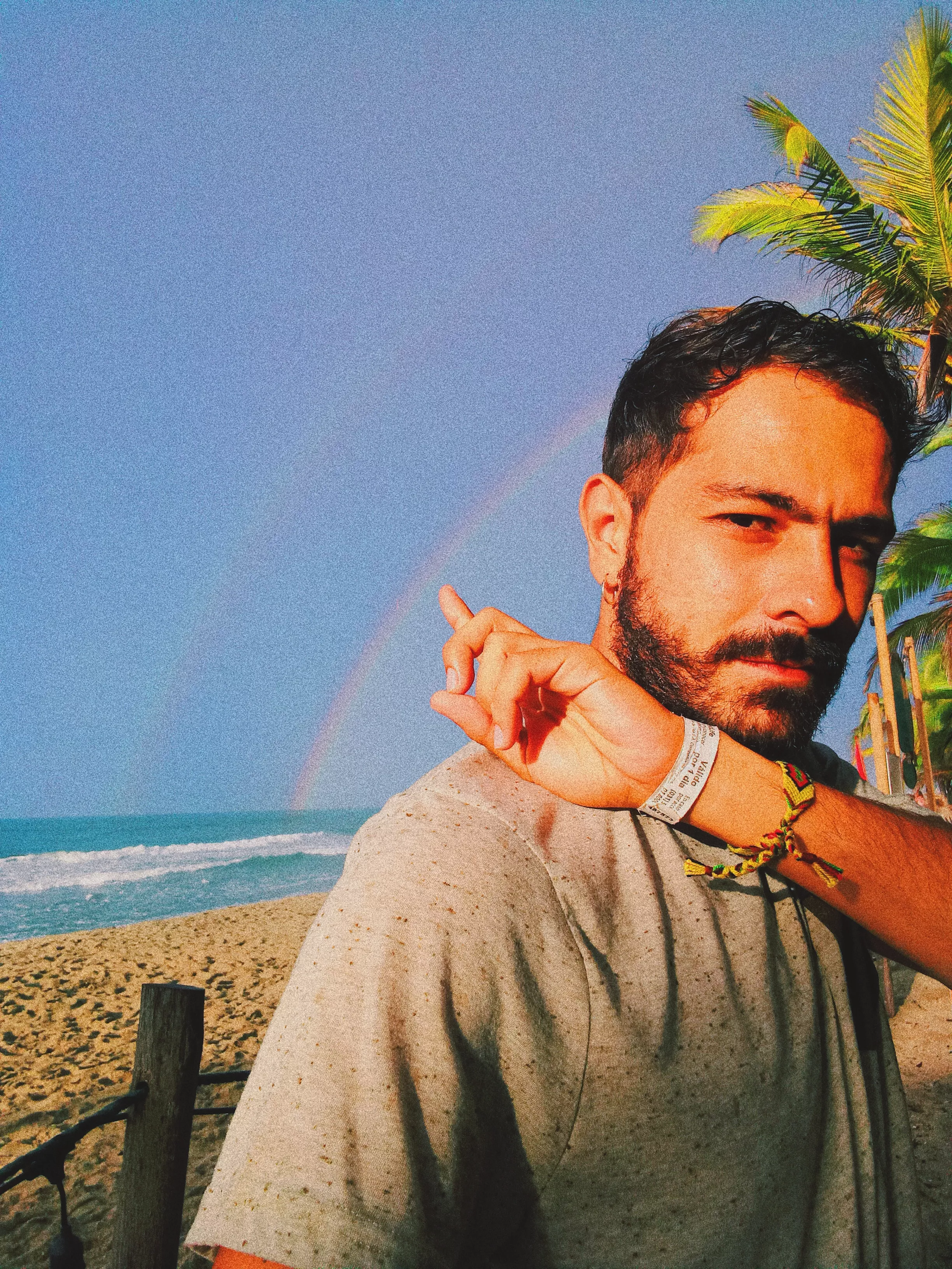 hi guys! look at the two rainbows, I felt so gay lol