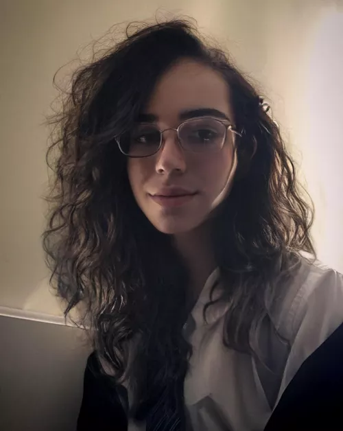 Hi! How’s everyone’s day been? (Hope the post fits here)