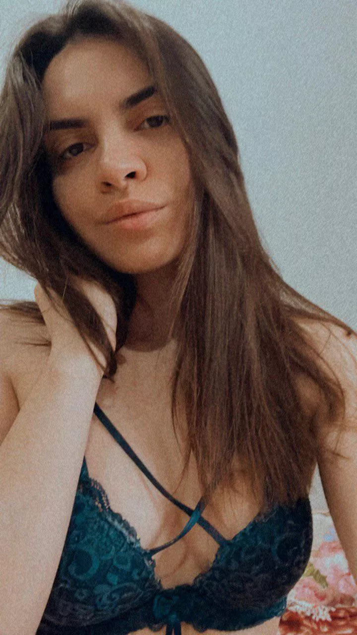 Hi I’m Natalie ❤️ I love doing custome requests 💗 Dick ratings🍆 Body writing💋 Enjoy chatting ❤️ And a lots more😏 Come and let’s have some fun❤️ Link down below 💗Subscribe-freeeeee