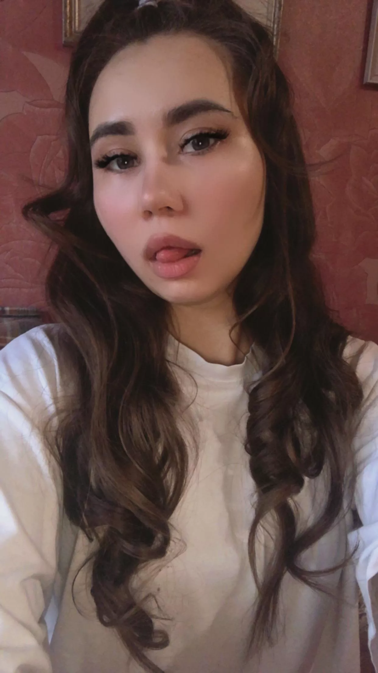 Hi, I’m Rachell and I love to draw attention to myself💋 🔥I want to fulfill your deepest desires