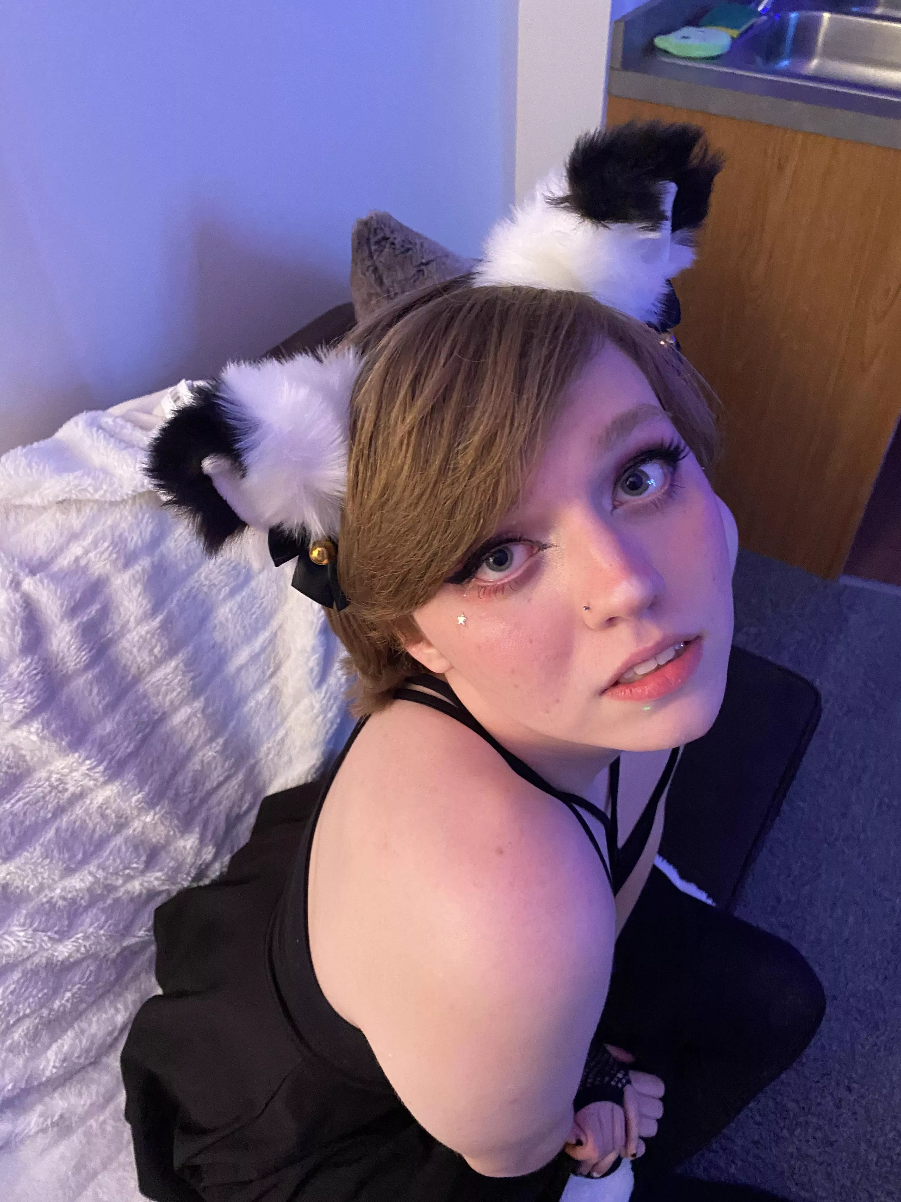 hi i’m really self conscious but i wanted to post something here :)