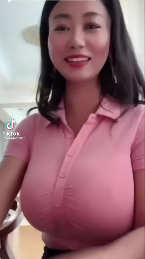 Hizo does anyone know her name?