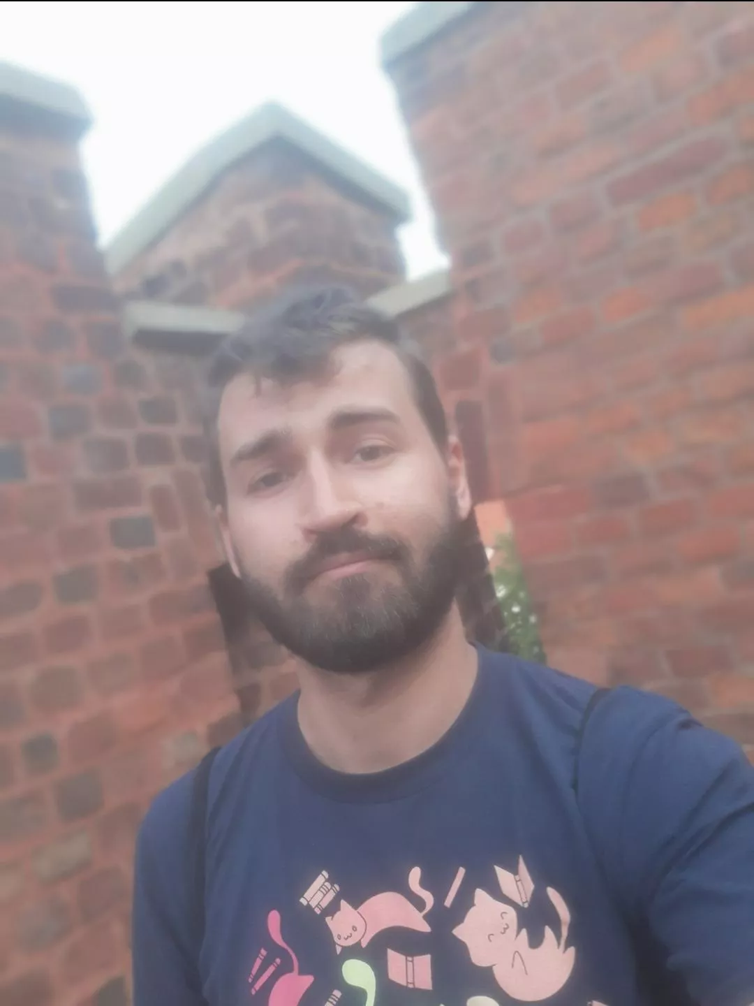 HMU! Just looking for new friends! :) HMU! Just looking for new friends! :)