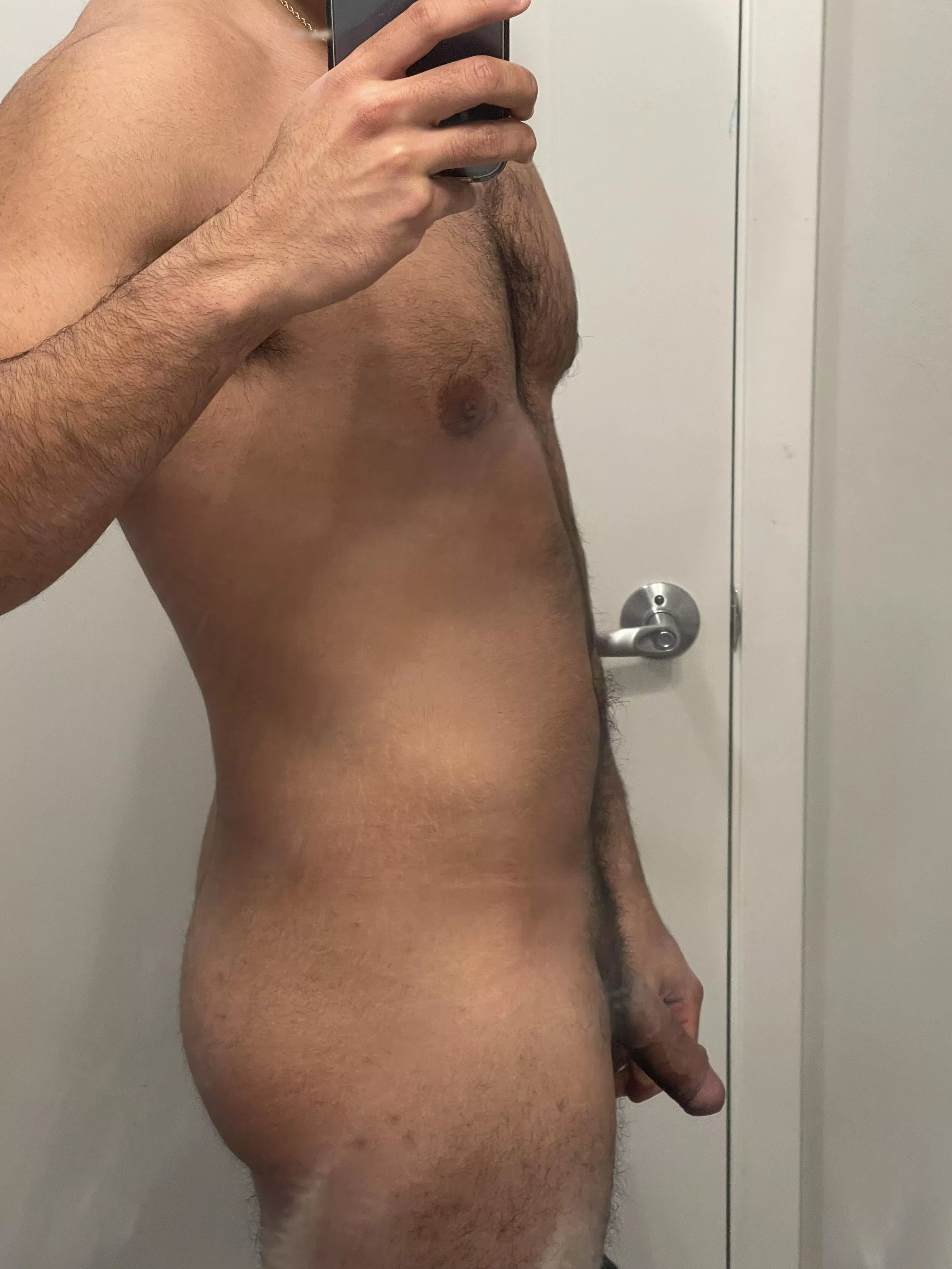 Hola🔥I’m a Mexicano grad student struggling to make ends meet so I started an OF. Support education and get your brown dick and ass at the same time 💋. Link in bio.