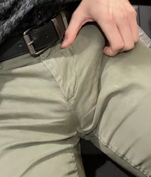 Hope no one at work minds my bulge 🥴