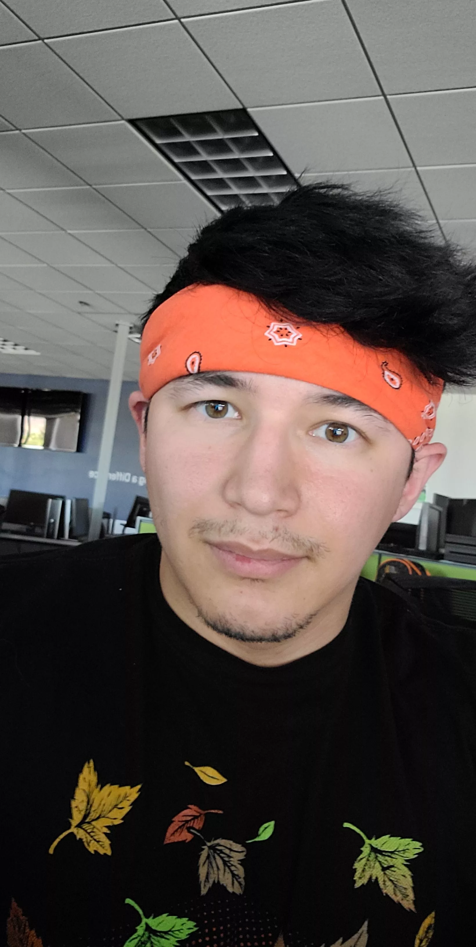 hope you all are well ☺️ 🎃 hope you all are well ☺️ 🎃