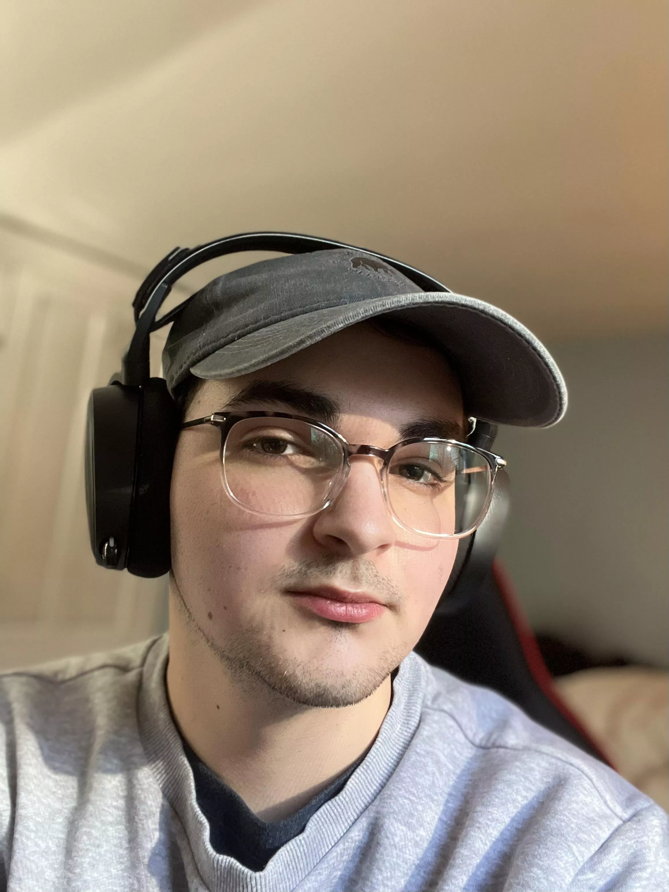 Hope you all had an amazing Tuesday! Hope all of your gaming ventures go well tonight! ☺️💙