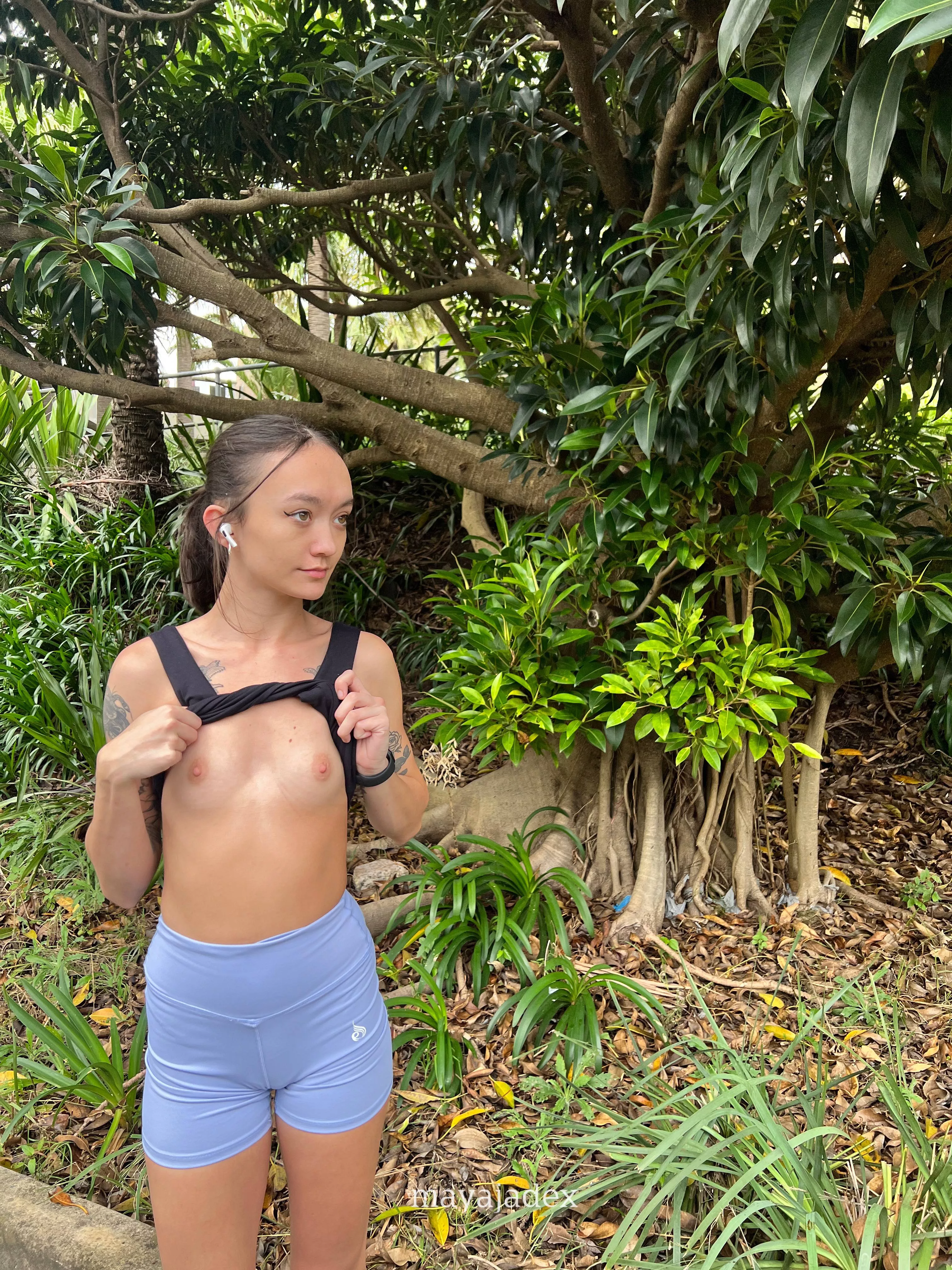 hope you dont mind a quick flash while out for a stroll