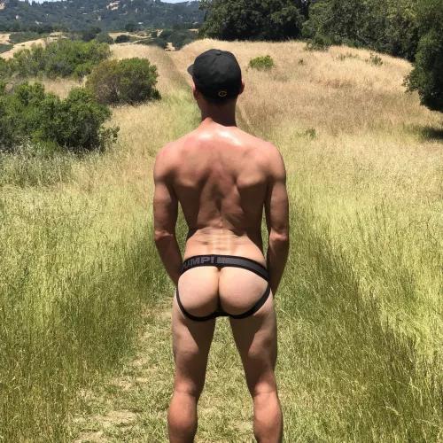 Hope your earth day was as nice as mine. 🌲🤠