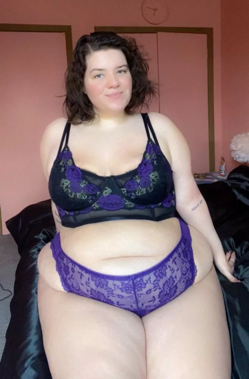 Hopefully this is okay 💜