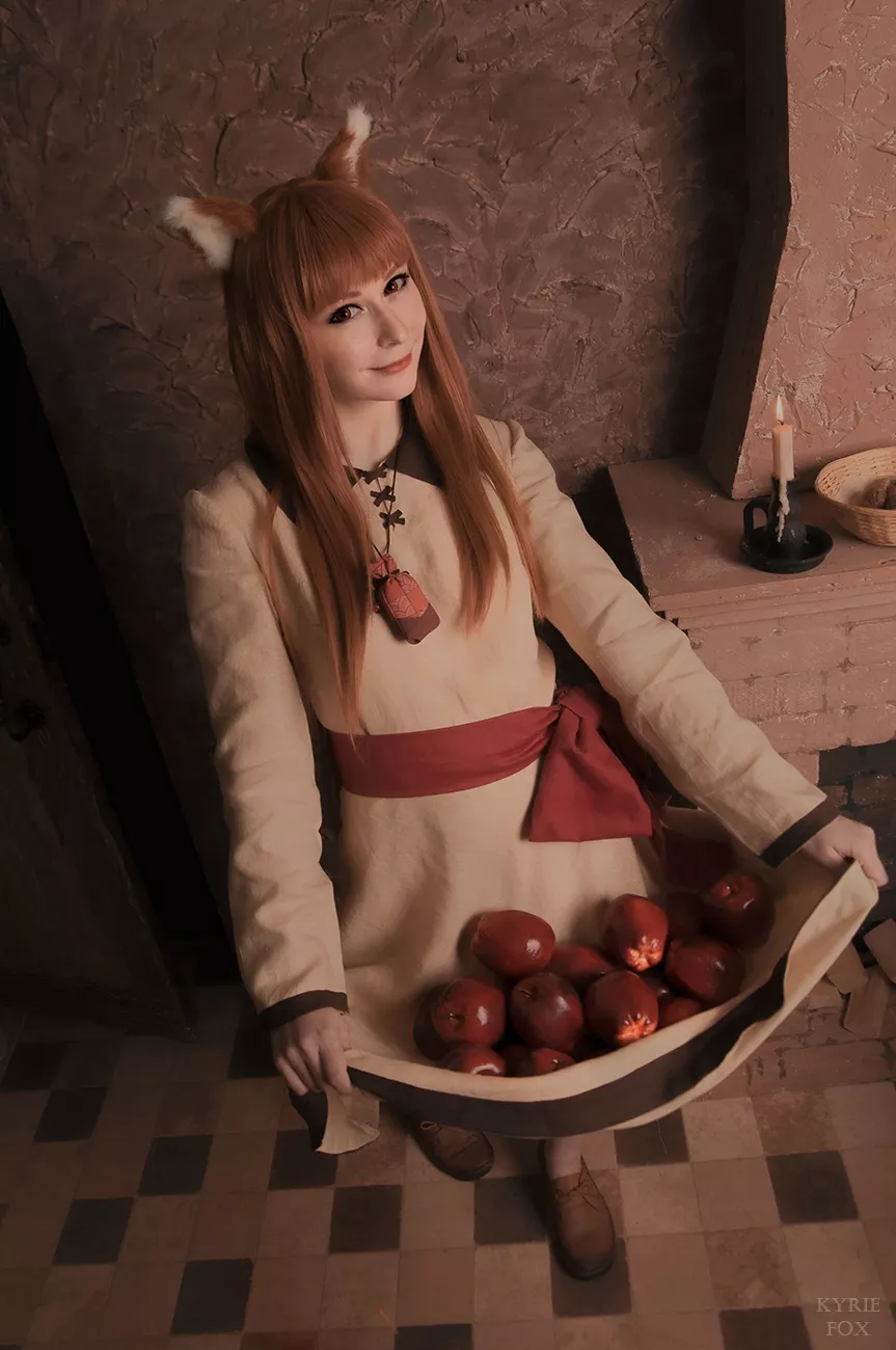 Horo (Wolf and Spice) by KyrieFox