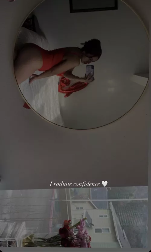 Hot 19 year old Latina 🤭