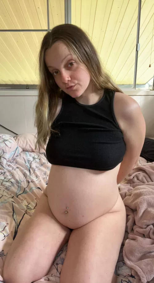 How do I look this good pregnant? 🤤🤪