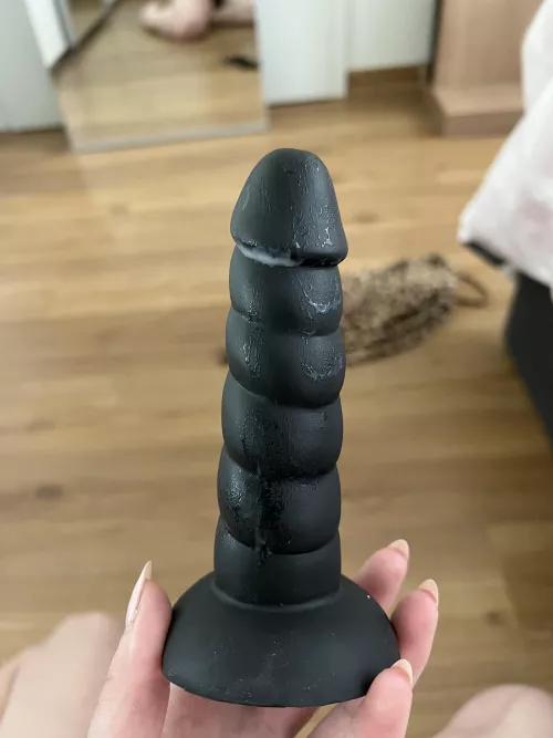 How do we like this type of handjob 🤪