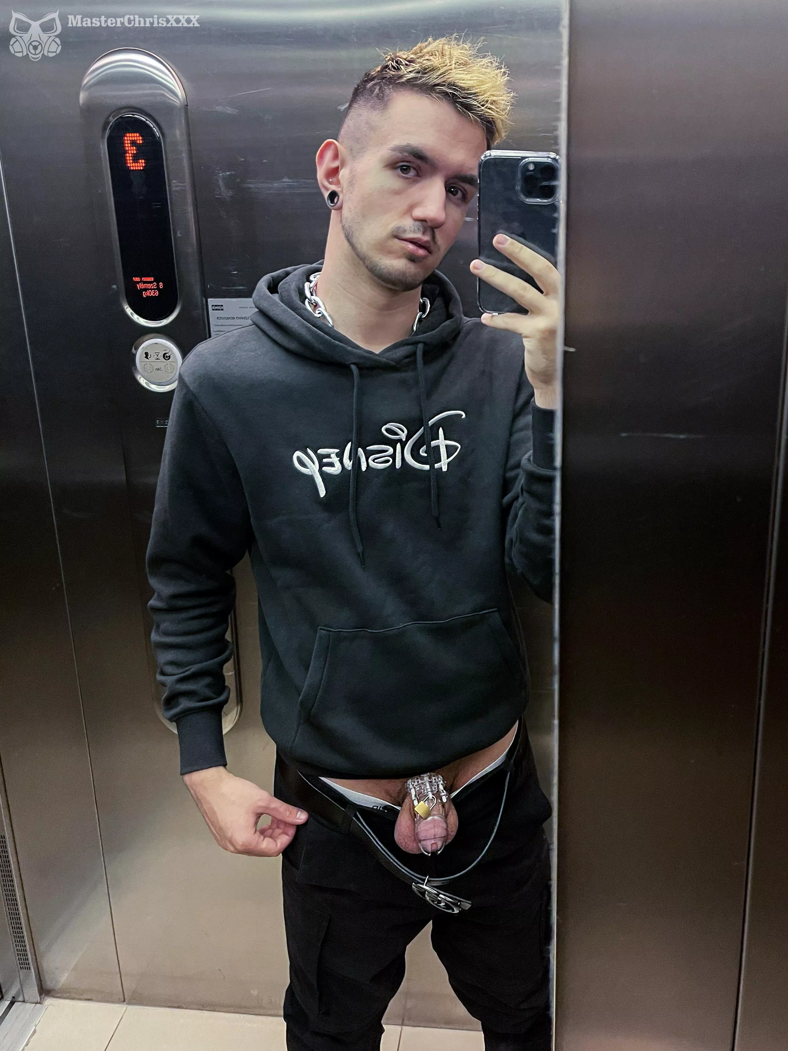 How do you like my #slave's new blonde hair? I keep him in #chastity all the time and he horny 0-24! The patethic boy hasn't had a #ForcedOrgasm in over a month! Follow me and join my world!😈🔥