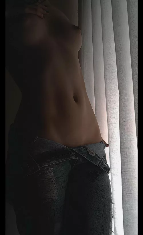 How does a flat 18yo latina for your date tonight?