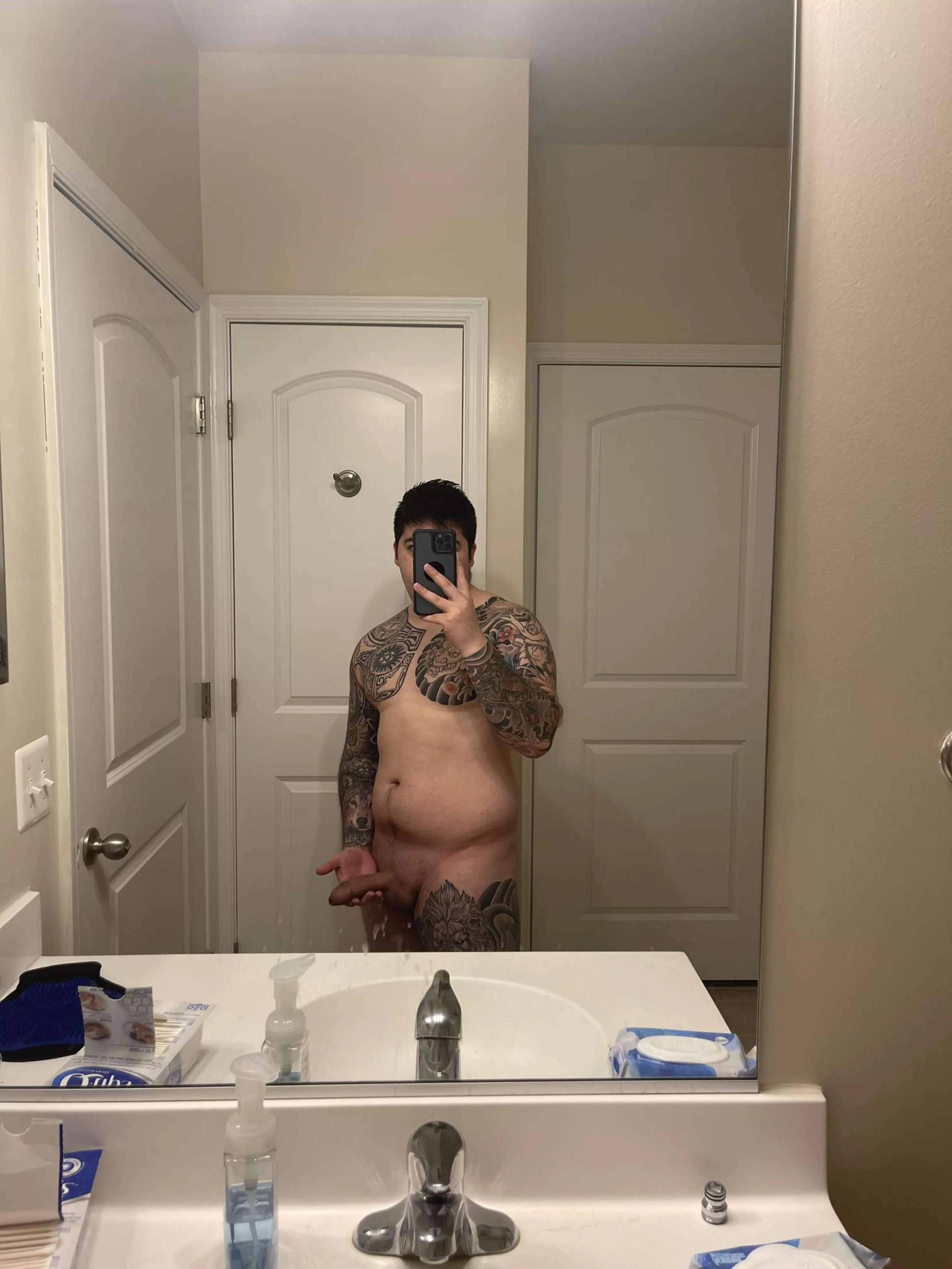 how’s everyone doing tonight? how’s everyone doing tonight?