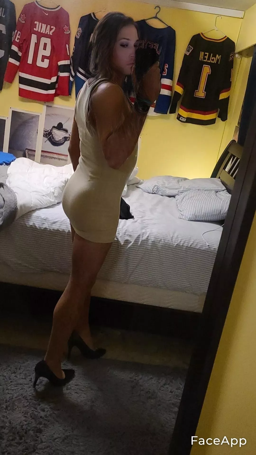 How's my dress?