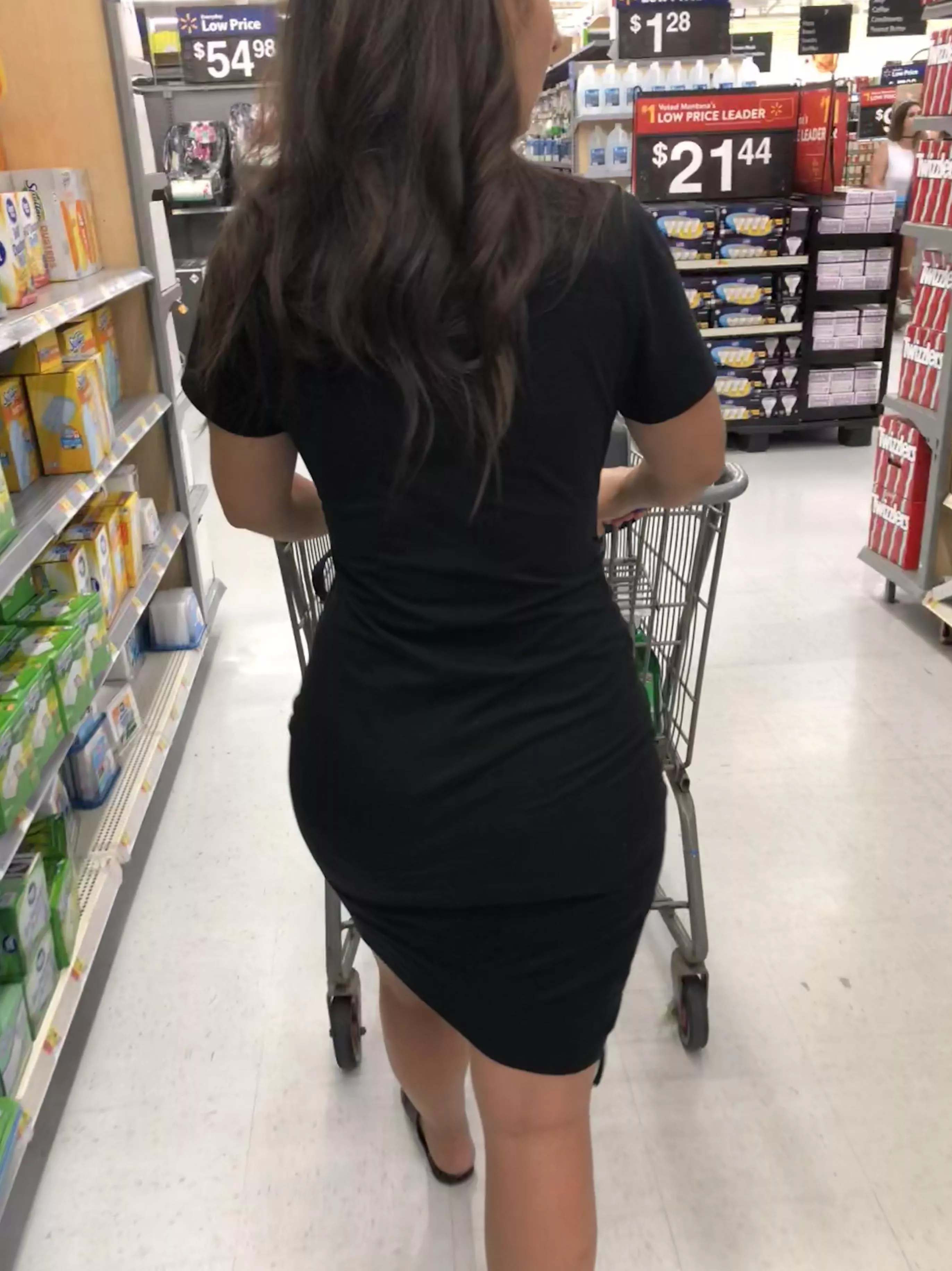 How’s this brunette Milf ass?😉. Click on 🌶link in bio😘 ~BrunetteBandida~